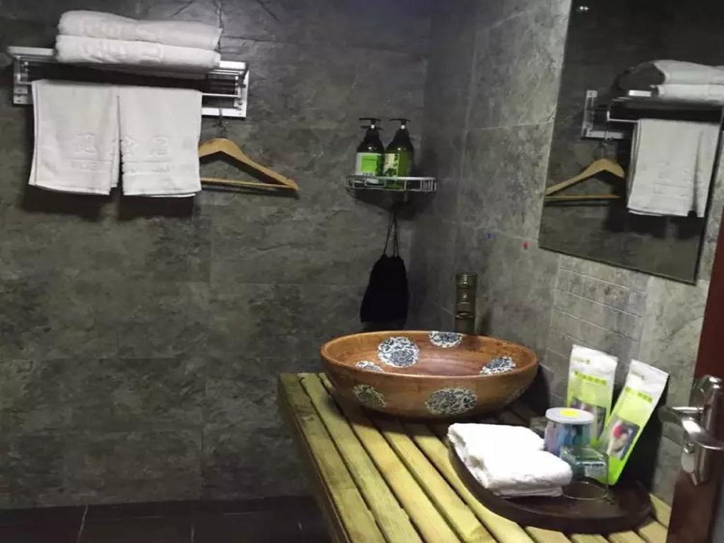 Zhangjiajie Yueranju Hostel Exterior photo